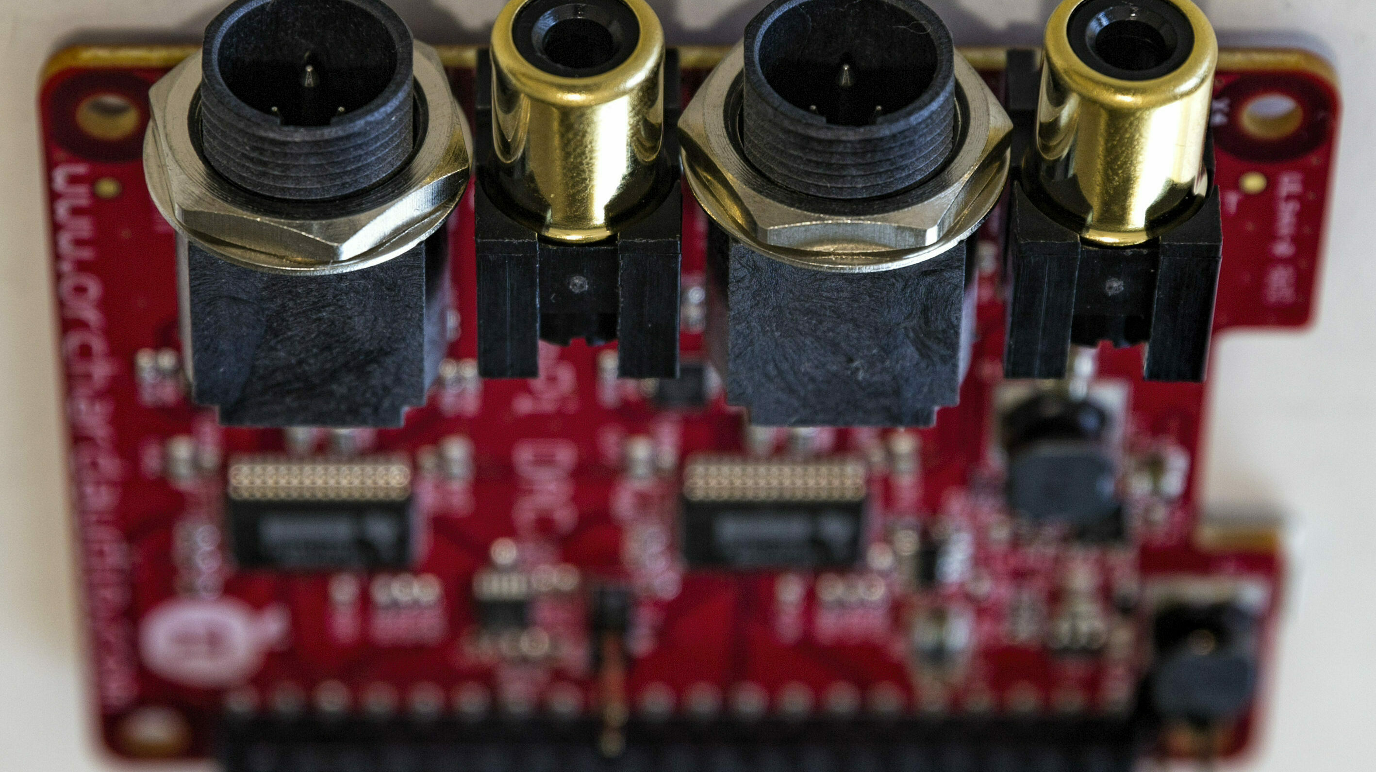 Red Hot PCB: High Performance Audio DAC